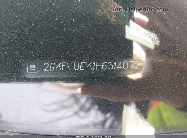 2GKFLUEK1H6314072 2017 GMC TERRAIN Silver Engine compartment view