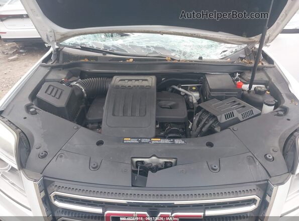 2GKFLUEK4H6150221 2017 GMC TERRAIN White Widok z tyłu