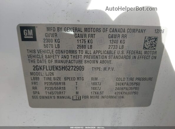 2GKFLUEK5H6272909 2017 GMC TERRAIN White Vista del compartimento del motor