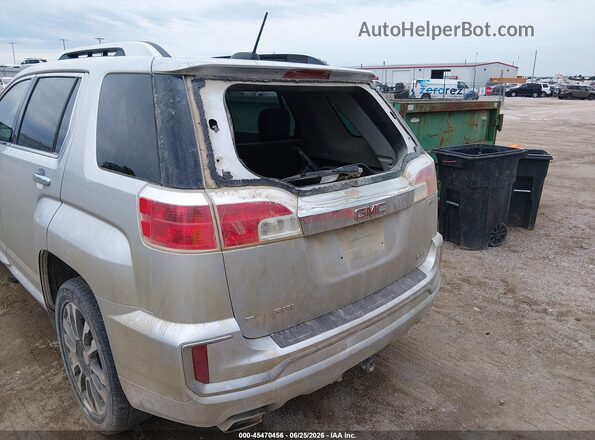 2GKFLVE35H6231971 2017 GMC TERRAIN Серебряный Вид спереди