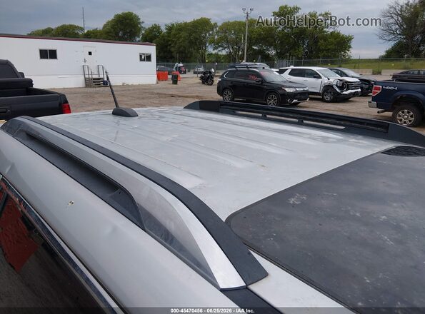 2GKFLVE35H6231971 2017 GMC TERRAIN Серебряный 