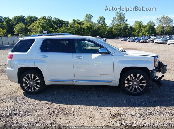 2GKFLVE38H6147157 2017 GMC TERRAIN White Вид задньої частини салону