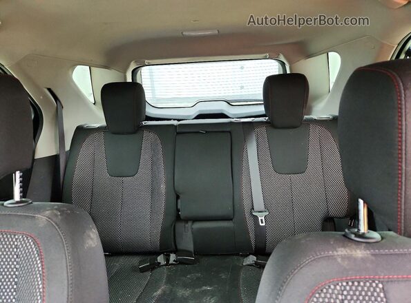 2GNALBEK2H1541964 2017 CHEVROLET EQUINOX Серебряный Вид задних сидений