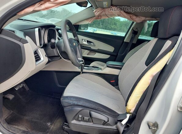 2GNALBEK8H1573642 2017 CHEVROLET EQUINOX Белый Вид салона спереди