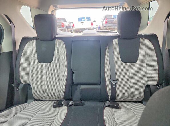 2GNALCEK1H1513059 2017 CHEVROLET EQUINOX White Vista de los asientos traseros