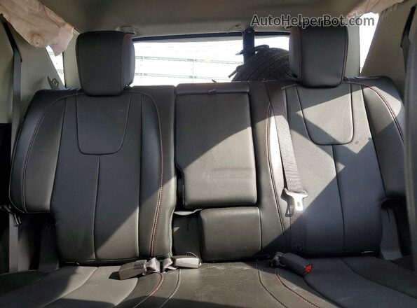 2GNALCEK1H1558289 2017 CHEVROLET EQUINOX Черный Вид задних сидений