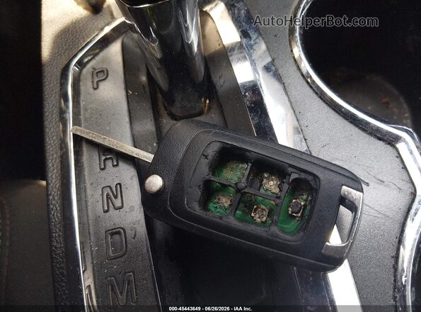 2GNALCEK3H1534981 2017 CHEVROLET EQUINOX Серебряный Вид панели приборов