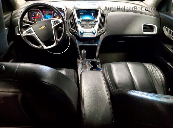 2GNALCEK4H1518935 2017 CHEVROLET EQUINOX Красный Вид панели приборов
