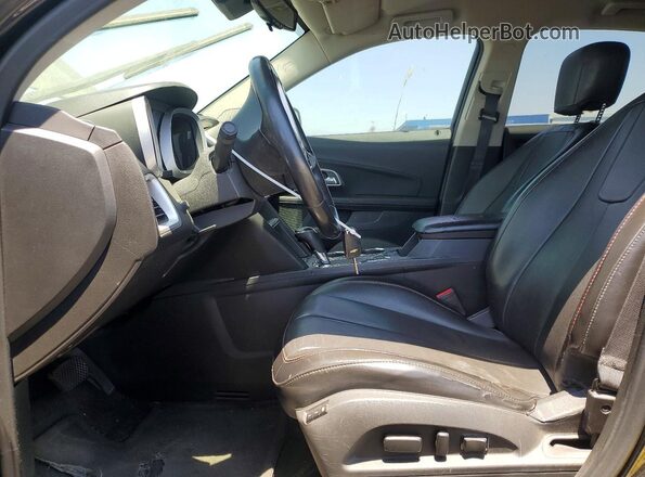 2GNALCEK6H6161082 2017 CHEVROLET EQUINOX Черный Вид салона спереди