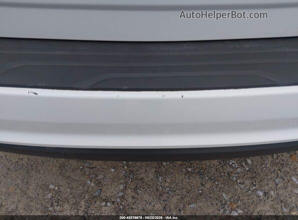 2GNALCEK7G6318939 2016 CHEVROLET EQUINOX White წინა ხედი