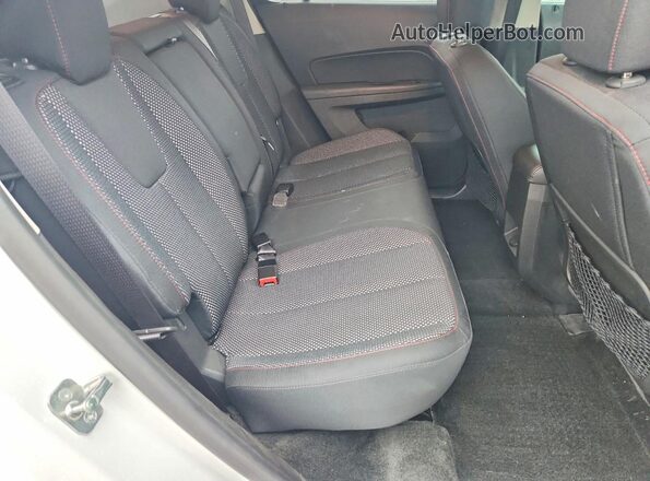 2GNALCEK7H1548074 2017 CHEVROLET EQUINOX White Widok tylnych siedzeń