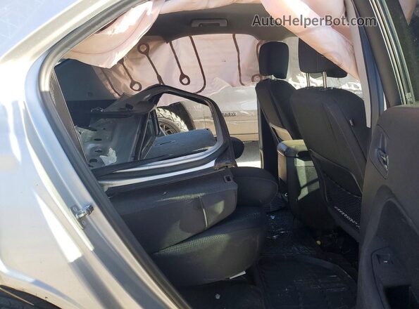 2GNALCEK7H1575629 2017 CHEVROLET EQUINOX Серебряный Вид задней части салона