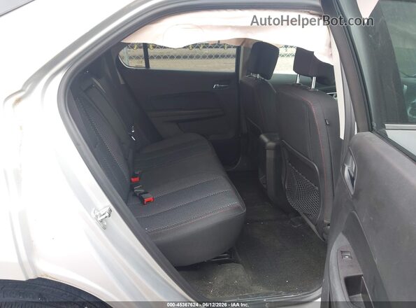 2GNALCEK8H1607889 2017 CHEVROLET EQUINOX Silver Widok naklejki z numerem VIN