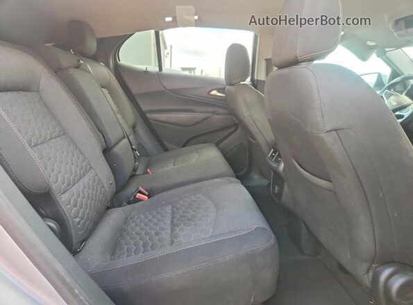 2GNAXJEV4J6229727 2018 CHEVROLET EQUINOX Silver Rear interior view