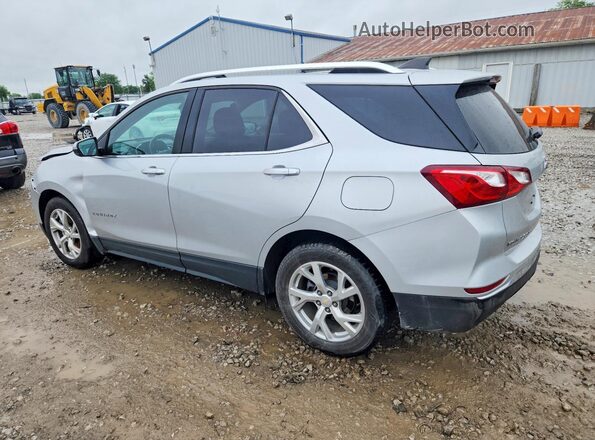 2GNAXKEX7J6268948 2018 CHEVROLET EQUINOX Серебряный Задняя левая четверть