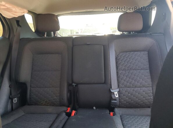 2GNAXSEV2J6166018 2018 CHEVROLET EQUINOX Red Вид задніх сидінь