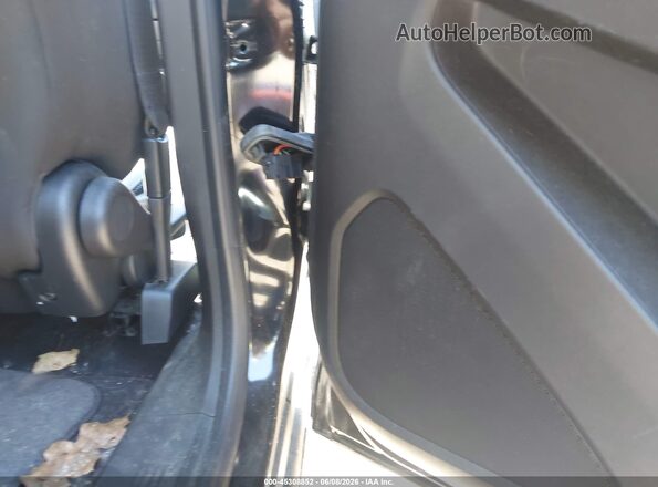 2GNAXSEV8L6266885 2020 CHEVROLET EQUINOX Черный 
