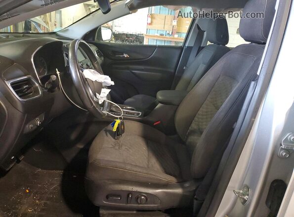 2GNAXTEX5J6167350 2018 CHEVROLET EQUINOX Silver Vista interior delantera
