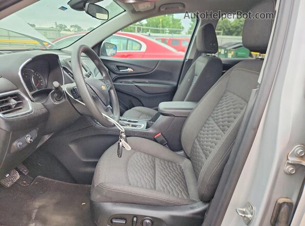 2GNAXUEV3L6183019 2020 CHEVROLET EQUINOX Silver წინა სალონის ხედი