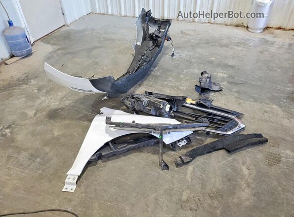 2GNAXUEV9L6128364 2020 CHEVROLET EQUINOX Белый Вид подкапотного пространства
