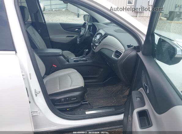 2GNAXVEV2J6305663 2018 CHEVROLET EQUINOX White Вид салону спереду