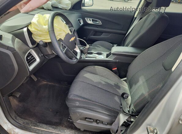 2GNFLFE3XG6235585 2016 CHEVROLET EQUINOX Silver Widok wnętrza z przodu