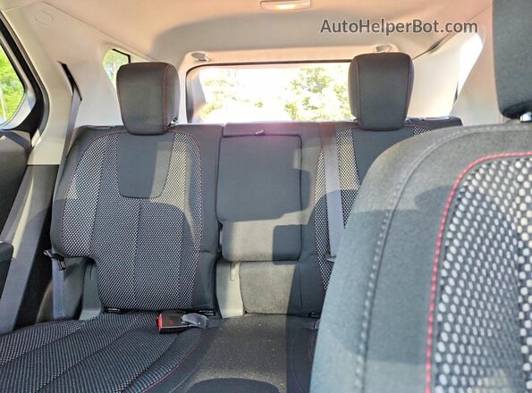 2GNFLFEK1H6131995 2017 CHEVROLET EQUINOX Blue Widok tylnych siedzeń