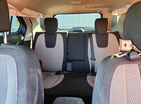 2GNFLFEK2H6331445 2017 CHEVROLET EQUINOX Silver Vista de los asientos traseros