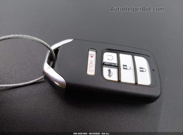 2HGFC1F3XKH650138 2019 HONDA CIVIC Red Vista del salpicadero