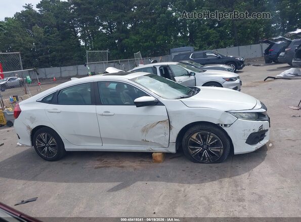 2HGFC1F7XGH637271 2016 HONDA CIVIC White Вид задньої частини салону