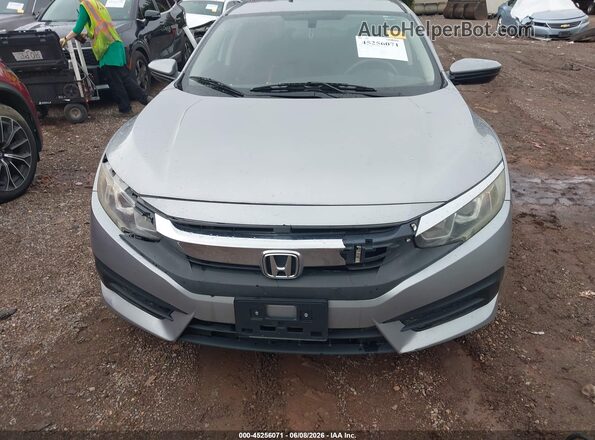 2HGFC2F53JH605225 2018 HONDA CIVIC Silver Вид щитка приладів