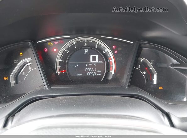 2HGFC2F54HH539973 2017 HONDA CIVIC Gray Widok tylnych siedzeń