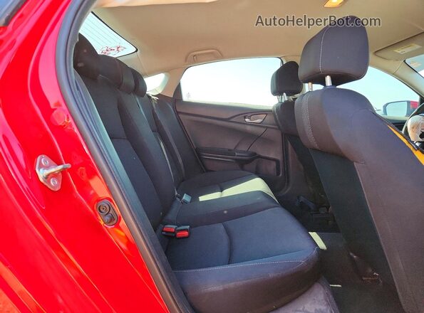 2HGFC2F56HH559805 2017 HONDA CIVIC Red Widok tylnych siedzeń