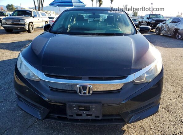 2HGFC2F56JH521562 2018 HONDA CIVIC Black Widok z przodu