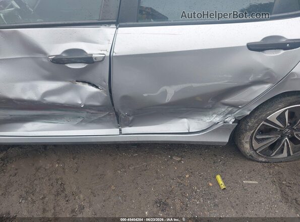 2HGFC2F58JH527217 2018 HONDA CIVIC Silver Вид спереду