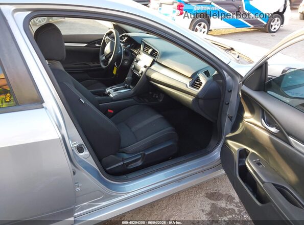 2HGFC2F59JH583098 2018 HONDA CIVIC Silver Widok wnętrza z przodu