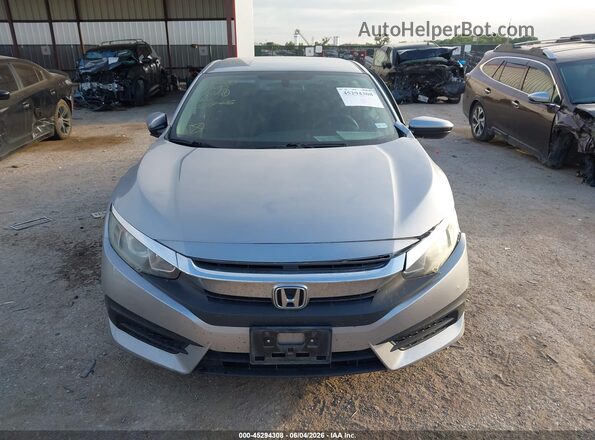 2HGFC2F59JH583098 2018 HONDA CIVIC Silver Widok zestawu wskaźników