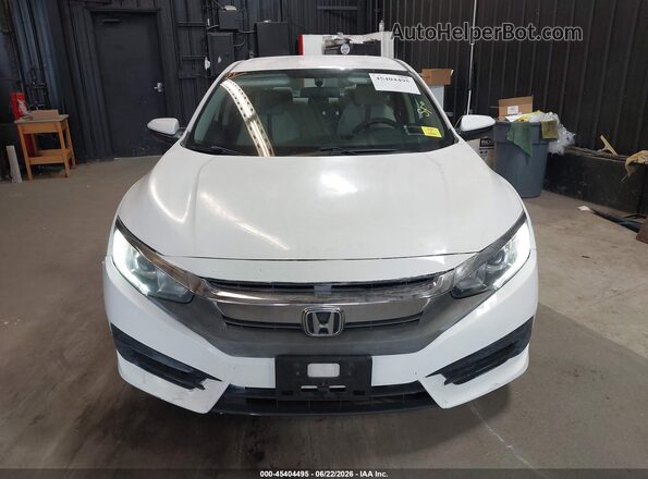 2HGFC2F59JH603253 2018 HONDA CIVIC Белый Вид щитка приборов