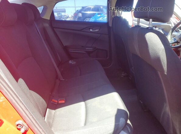 2HGFC2F5XHH507237 2017 HONDA CIVIC Red Rear seats view