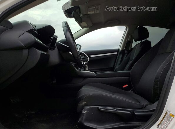 2HGFC2F62JH031094 2018 HONDA CIVIC White Front interior view