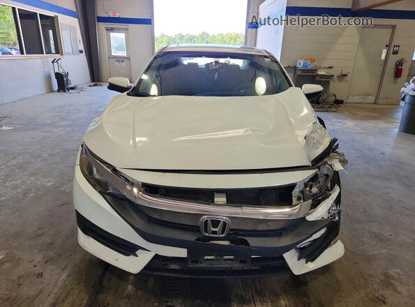 2HGFC2F72HH558863 2017 HONDA CIVIC White Front view