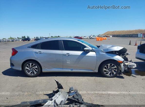 2HGFC2F72JH540370 2018 HONDA CIVIC Silver Widok wnętrza 360 stopni