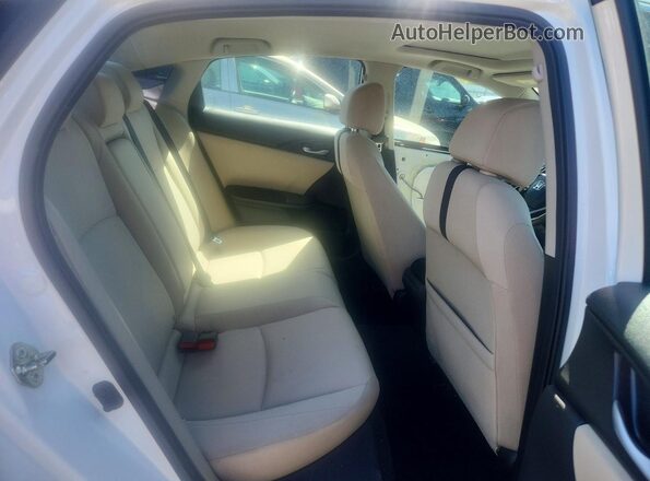 2HGFC2F72JH575782 2018 HONDA CIVIC White უკანა სავარძლების ხედი