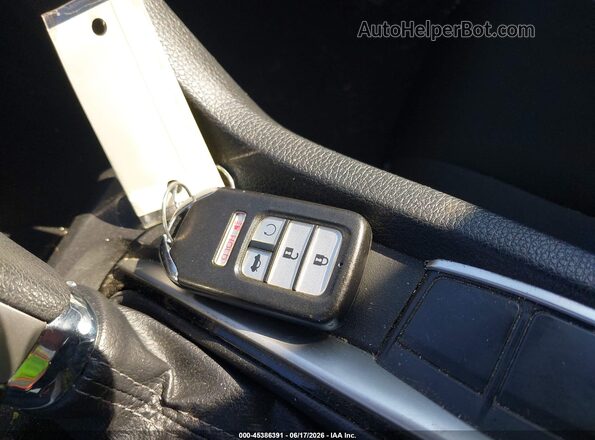 2HGFC2F81GH501271 2016 HONDA CIVIC Red Widok deski rozdzielczej