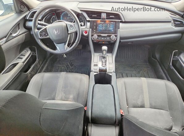 2HGFC2F88HH006132 2017 HONDA CIVIC Белый Вид панели приборов