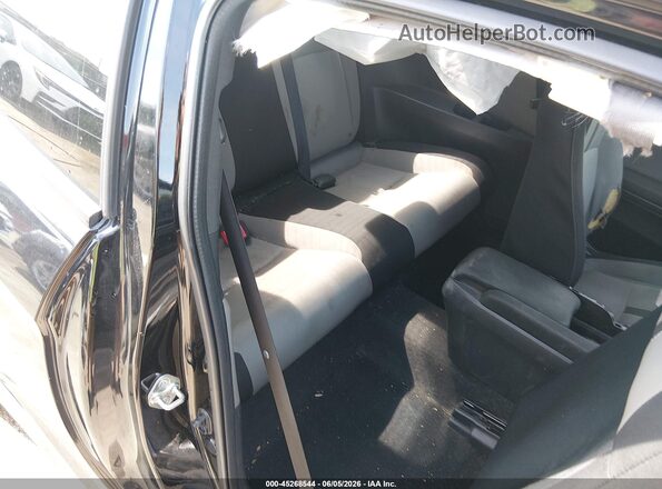 2HGFC4B00HH305674 2017 HONDA CIVIC Black Vista de la etiqueta del VIN