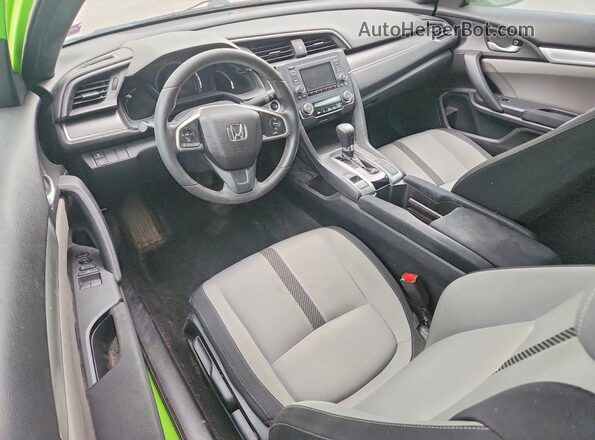 2HGFC4B00HH306386 2017 HONDA CIVIC Зеленый Вид салона спереди