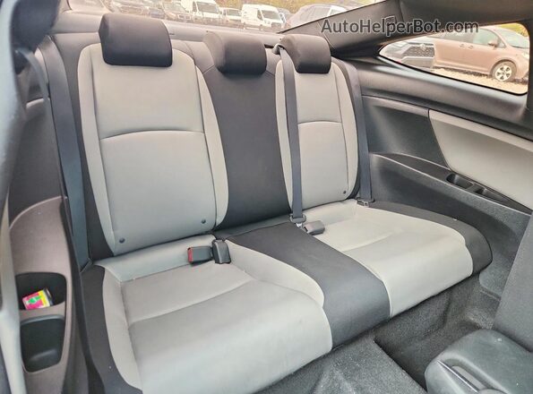 2HGFC4B0XJH300777 2018 HONDA CIVIC Silver Вид задніх сидінь
