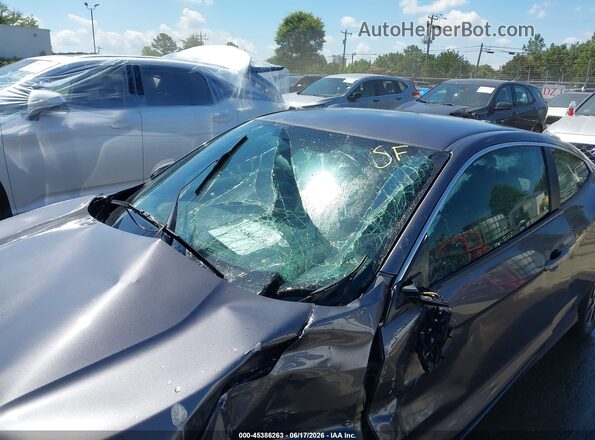 2HGFC4B57HH307224 2017 HONDA CIVIC Gray Widok z przodu