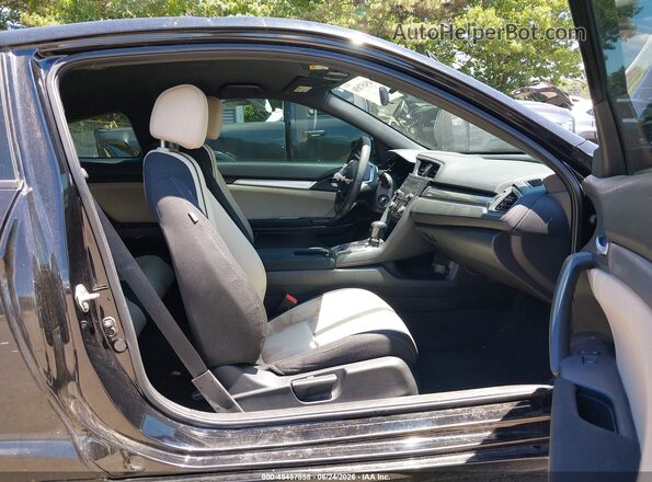 2HGFC4B5XHH301045 2017 HONDA CIVIC Черный Вид салона спереди